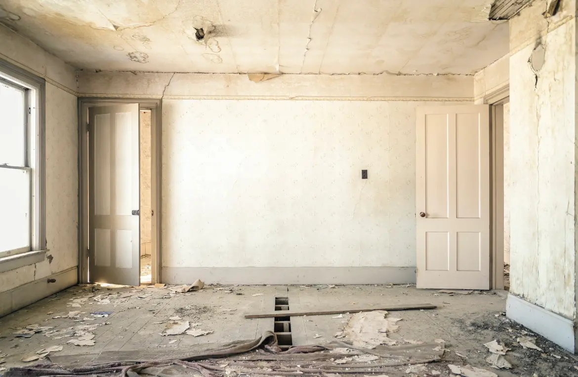 Waste disposal crew managing a cleanout project in Montpelier